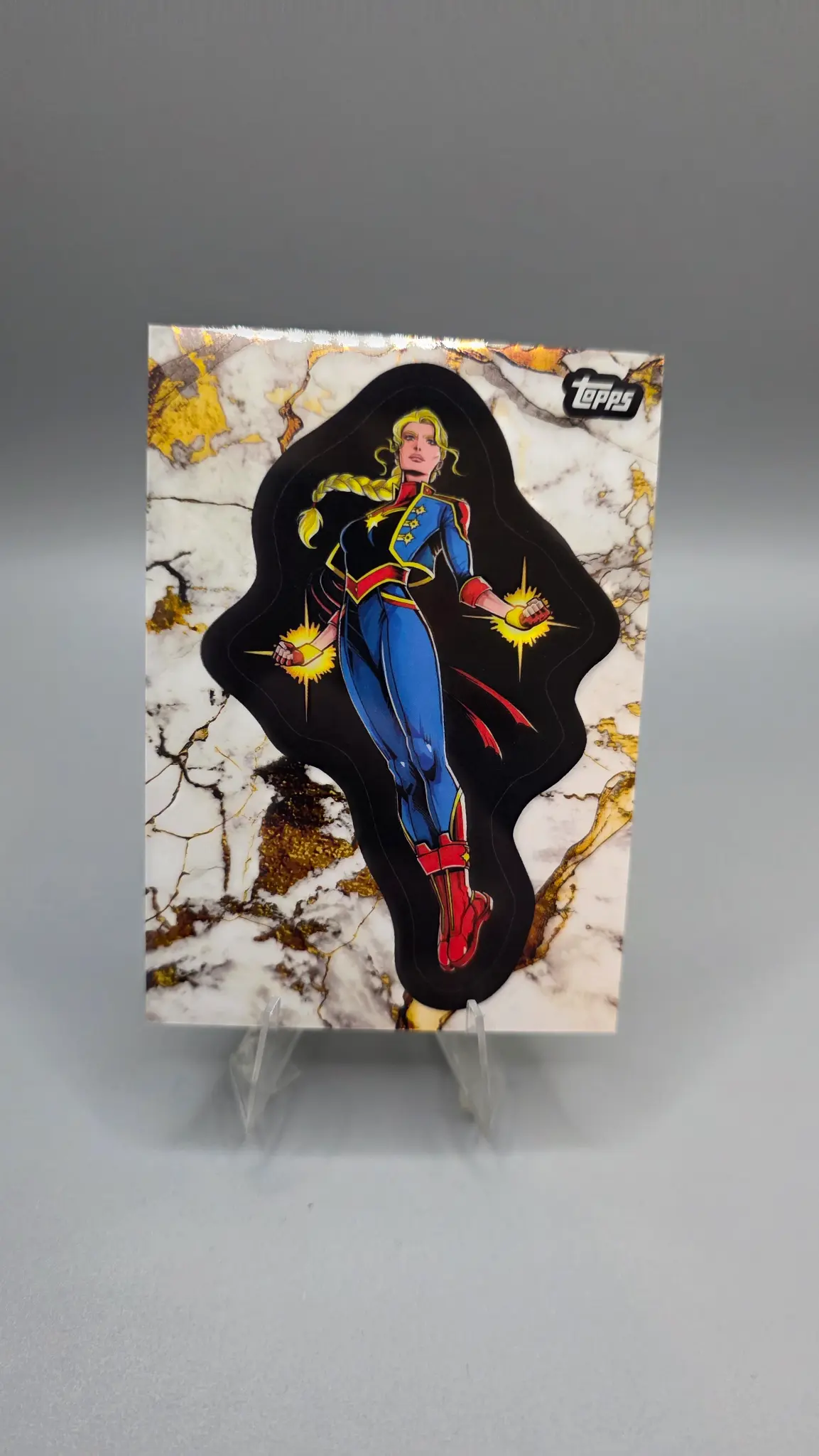 Captain Marvel - Front